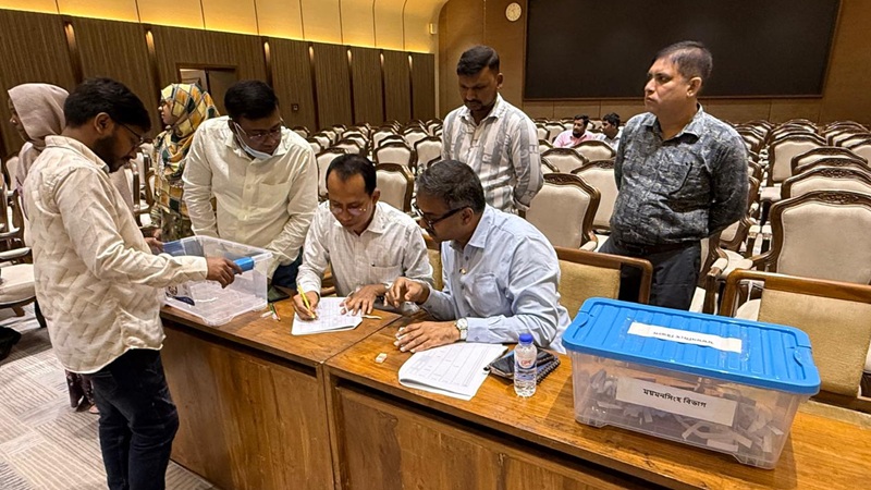 লটারির মাধ্যমে গণপূর্তের ৭৬৭ উপসহকারী প্রকৌশলী বদলি