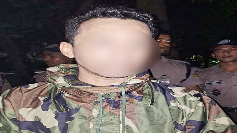 ভুয়া ডিজিএফআই কর্মকর্তা আটক
