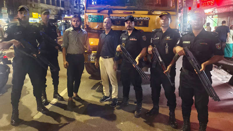 শুল্কমুক্ত বন্ডেড পণ্য খালাসের চেষ্টা, নয়াবাজারে ১০ ট্রাক আটক