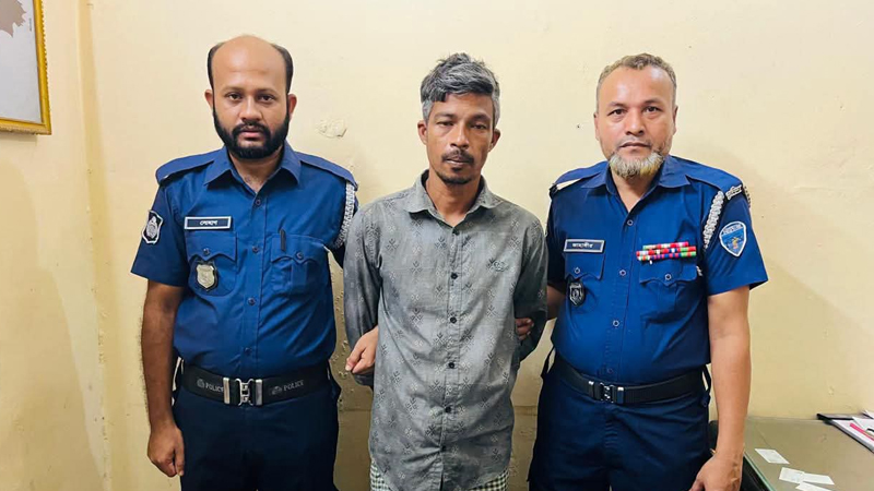গাছে না ওঠায় শিশুকে হত্যা, অভিযুক্ত গ্রেপ্তার