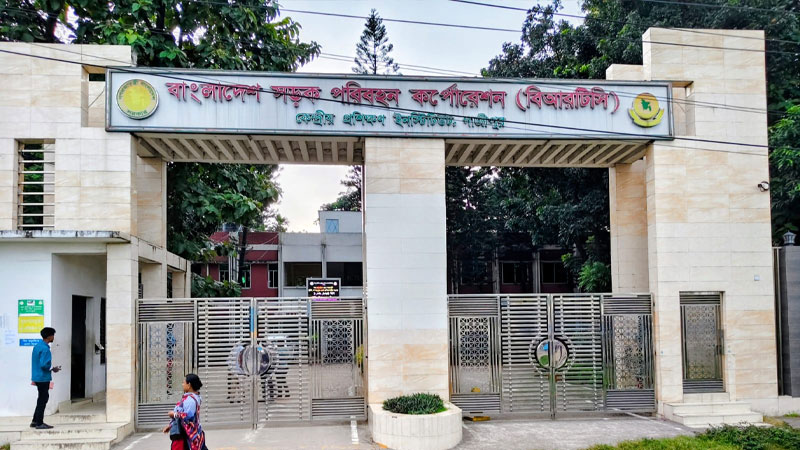 সাংবাদিক প্রবেশে বাধা, অসৌজন্যমূলক আচরণের অভিযোগ