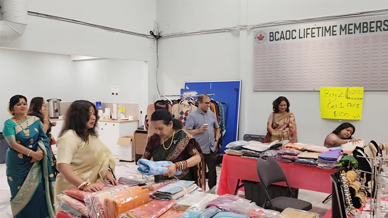 কানাডার ক্যালগেরিতে বাংলাদেশিদের দুর্গাপূজা মেলা অনুষ্ঠিত