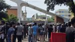 উপাচার্য পরিবর্তনের প্রতিবাদে চুয়েটে সর্বাত্মক শাটডাউন