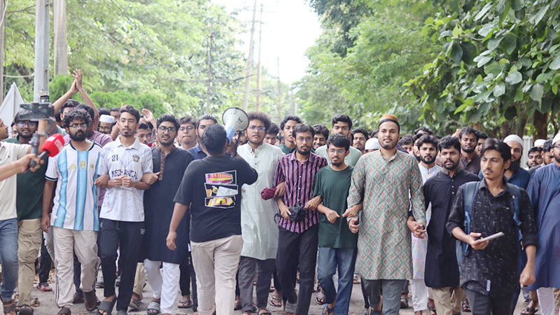 উপাচার্য নিয়োগ: পূর্ণ কর্মবিরতিতে যাচ্ছে চুয়েট অফিসার্স অ্যাসেসিয়েশন