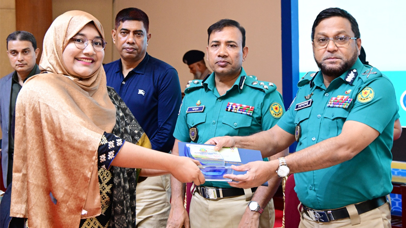 ডিএমপির শিক্ষাবৃত্তি পেল ৪৩৭ জন