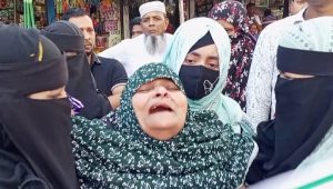 ৩১ লাখ টাকা নিয়েও ফেরেনি ছেলে, লাশের অপেক্ষায় বৃদ্ধা মা