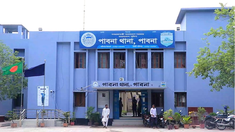 বিটিএসভক্ত পাবনার ৩ কিশোরী ঘর পালিয়ে সীমান্তে, উদ্ধার করল পুলিশ
