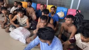 সাগরপথে মালয়েশিয়া পাচারকালে রোহিঙ্গাসহ উদ্ধার ১৫