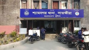 শ্যামনগরে যাত্রীবাহী বাসের চাকায় পিষ্ট হয়ে যুবক নিহত 