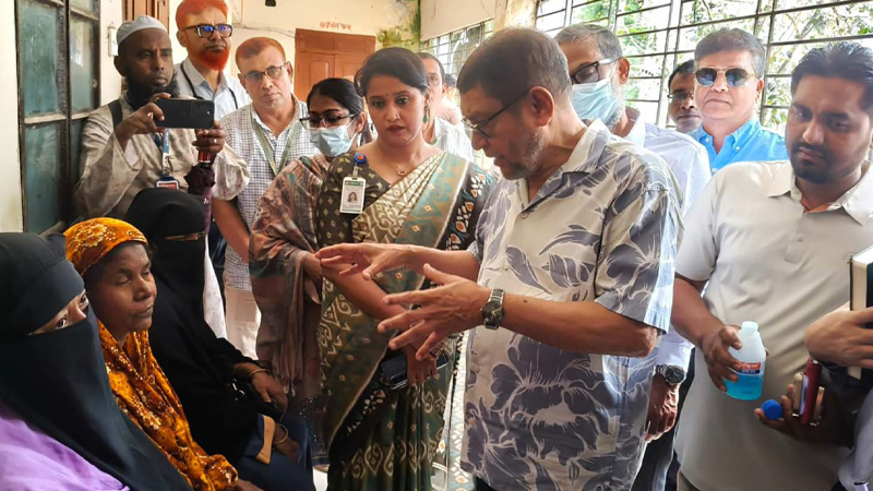 সরকারি হাসপাতালের পাশে ক্লিনিকের লাইসেন্স নয়: স্বাস্থ্যমন্ত্রী