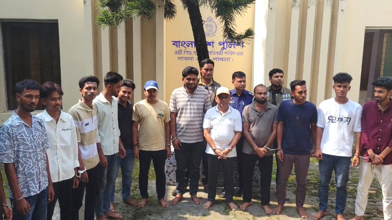 পাবনায় ‘বড় নাশকতার’ প্রস্তুতি, আ.লীগ সভাপতিসহ গ্রেপ্তার ১৪