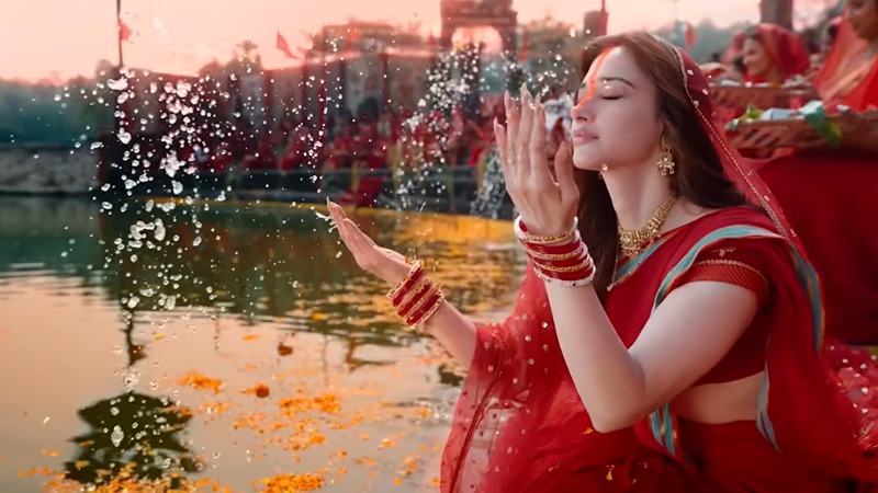 বক্স অফিসে ‘দ্য বন’ এগিয়ে, ৪০০ কোটি ছাড়াল ‘হনুমান অংশ’