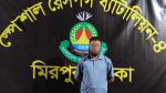 টাকা নিয়ে বিরোধের জেরে স্ত্রীকে গলা কেটে হত্যা করেন মনিরুল