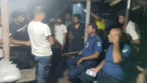 চুয়াডাঙ্গায় বদ্ধ ঘর থেকে যুবকের অর্ধগলিত মরদেহ উদ্ধার