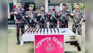 জীবননগর সীমান্তে বিজিবির অভিযানে পিস্তল, গুলি ও মাদক উদ্ধার