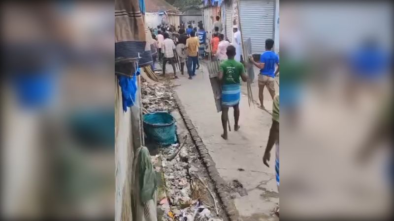 বরযাত্রীর গাড়ি আটকে ‘মিষ্টির টাকা’ দাবি, সংঘর্ষে বরসহ আহত অর্ধশত
