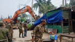 চট্টগ্রামে রাস্তা-ফুটপাতে দেড় শতাধিক অবৈধ স্থাপনা উচ্ছেদ