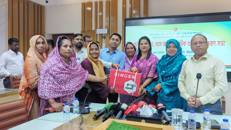 সাভারের বেদে পল্লীর উন্নয়নে সরকারের উদ্যোগ
