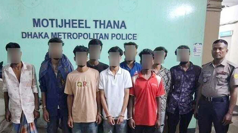 মতিঝিলে পুলিশের বিশেষ অভিযানে গ্রেপ্তার ৯