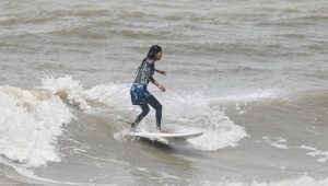 প্রতিকূলতা পেরিয়ে ইতিহাসের পথে ফাতেমা