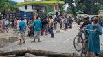 সারের দাবিতে লালমনিরহাটে মহাসড়ক অবরোধ