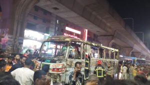 মিরপুরে শিকড় বাসে আগুন