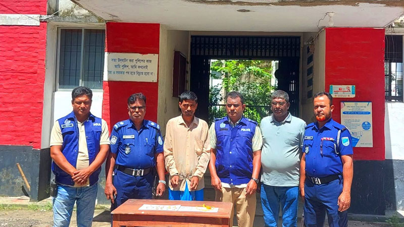 ঘিওরে চুরির ঘটনায় ঘরজামাই গ্রেপ্তার,সাড়ে ৬ ভরি সোনা উদ্ধার