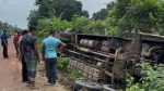 ঝিনাইদহের কালীগঞ্জে যাত্রীবাহী বাস নিয়ন্ত্রণ হারিয়ে খাদে, আহত ২০