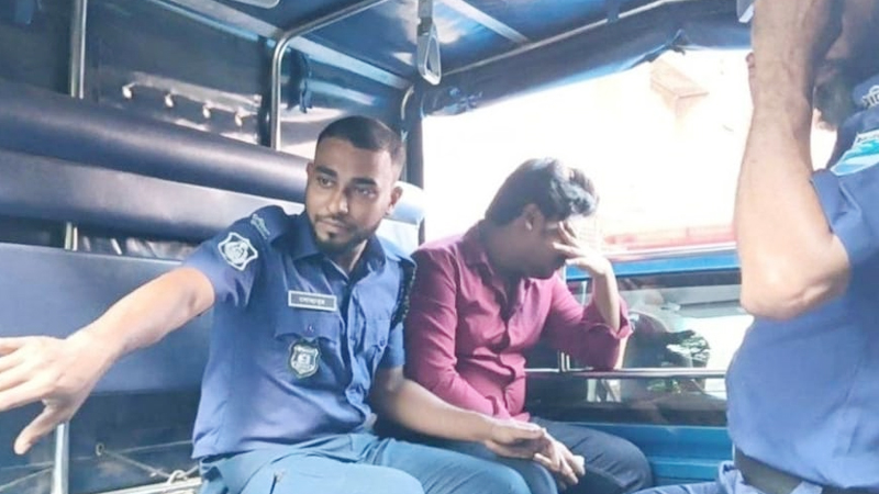 হাসিনাকে শুভেচ্ছা জানিয়ে জাবির ছাত্রশক্তি নেতা বহিষ্কার