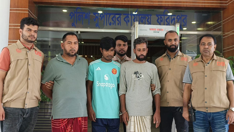 ফরিদপুরে কালীবাড়ি মন্দিরে চুরির ঘটনায় গ্রেপ্তার ৪