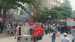 মিরপুরে হোপ মার্কেটের আগুন নিয়ন্ত্রণে