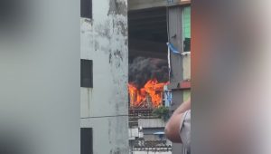মহাখালীতে সাততলা ভবনে আগুন