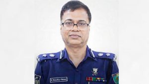ঢাকা রেঞ্জে ডিআইজি মোস্তাফিজুরের যোগদান