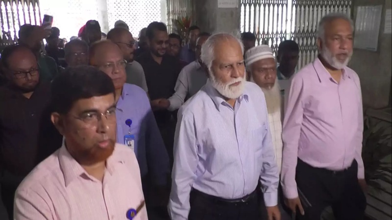 ময়মনসিংহ মেডিকেলে আগুন: তদন্ত কমিটি পুনর্গঠন