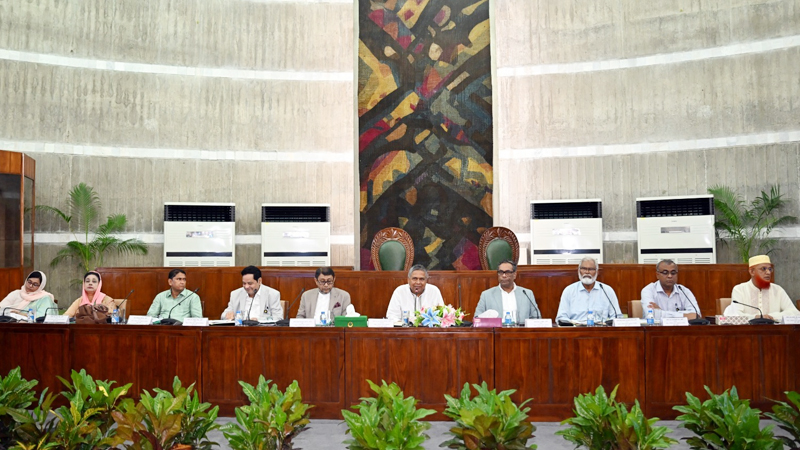 ডেঙ্গু রোধসহ চিকিৎসাব্যবস্থার মান উন্নয়নে নজর বাড়ানোর সুপারিশ