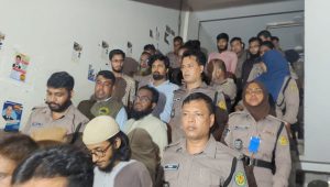 তেজগাঁওয়ে জঙ্গি সন্দেহে গ্রেপ্তার ১২ জন রিমান্ডে