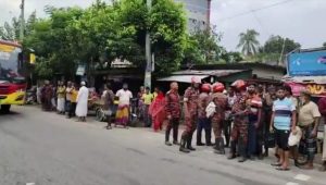 সিরাজগঞ্জে ট্রাকের ধাক্কায় সিএনজি চালক নিহত