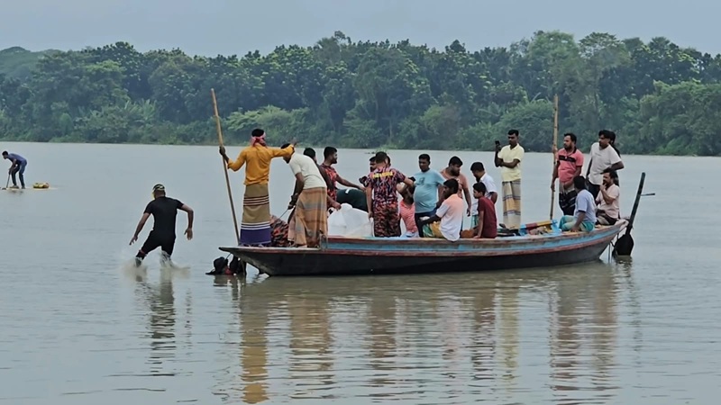 শীতলক্ষ্যায় গোসলে নেমে নিখোঁজ ৪ জনের মধ্যে ৩ মরদেহ উদ্ধার