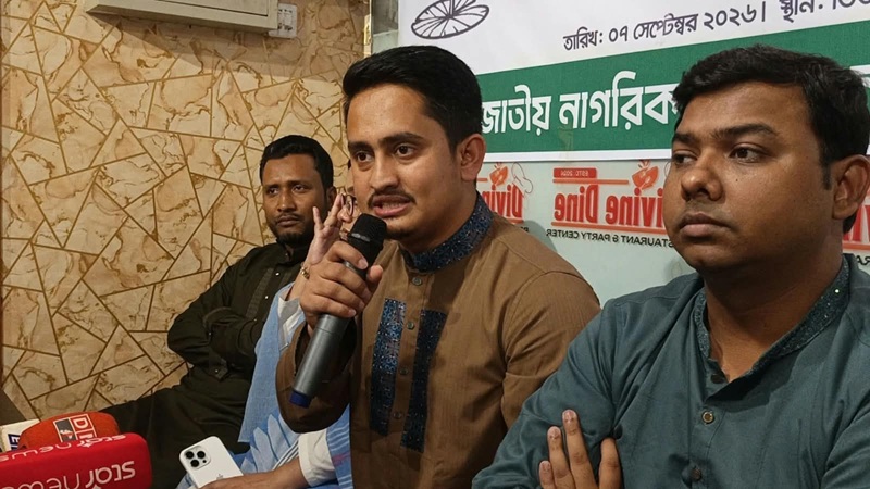 হাসিনার মৃত্যু থেকে দাফন, কিছুই বাংলাদেশের মাটিতে হবে না: সারজিস