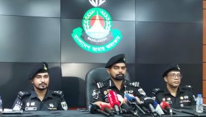 মাদক সিন্ডিকেট নিয়ে সংবাদ প্রকাশের ক্ষোভে সাংবাদিকের বাসায় গুলি