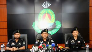 নারায়ণগঞ্জে কিশোর গ্যাংয়ের প্রধান শ্রাবণ গ্রেপ্তার 