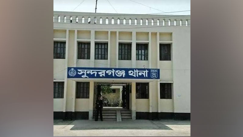 ককটেল বিস্ফোরণের মামলায় অসঙ্গতি, ওসি-তদন্ত কর্মকর্তাকে তলব