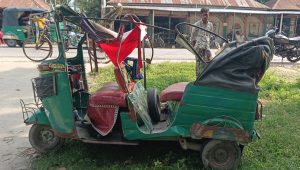 সিরাজগঞ্জে বাস-অটোরিকশা সংঘর্ষে তরুণী নিহত