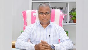 আন্দোলন বড় নয়, শিক্ষার্থীরা সাদরে আমন্ত্রণ জানাচ্ছে: চুয়েট ভিসি