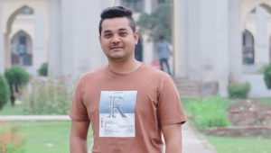 বাড়িতে ডেকে যুবককে কুপিয়ে হত্যা, সাবেক ছাত্রলীগ নেতা গ্রেপ্তার