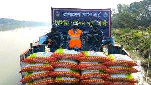 পটুয়াখালীতে ২১ টন ভারতীয় জিরাসহ কার্গো বোট জব্দ
