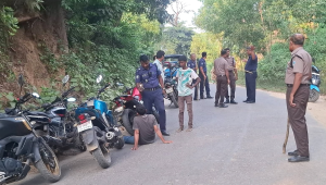 কক্সবাজারে পাহাড়ি সড়কে ডাকাতি, লুট ৫০-৬০ যানবাহনে
