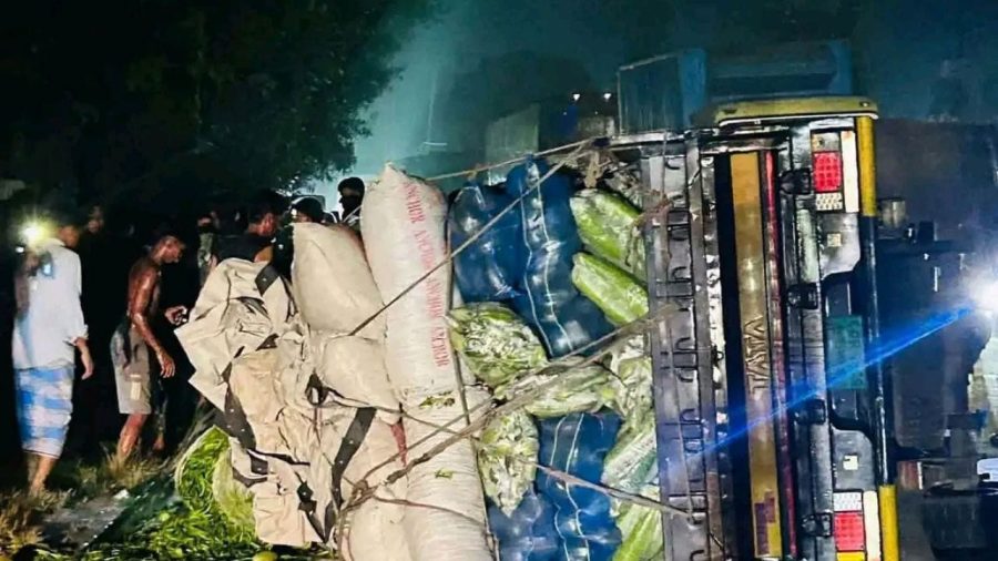 কক্সবাজারের চকরিয়ায় বাস-পিকআপ সংঘর্ষে নিহত ২