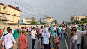 গাজীপুরে শ্রমিক-পুলিশ সংঘর্ষের ৫ ঘণ্টা পর যান চলাচল স্বাভাবিক
