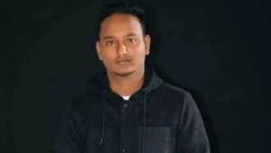 রাজবাড়ীতে চিহ্নিত সন্ত্রাসী পিয়ারুলকে প্রকাশ্যে গুলি করে হত্যা